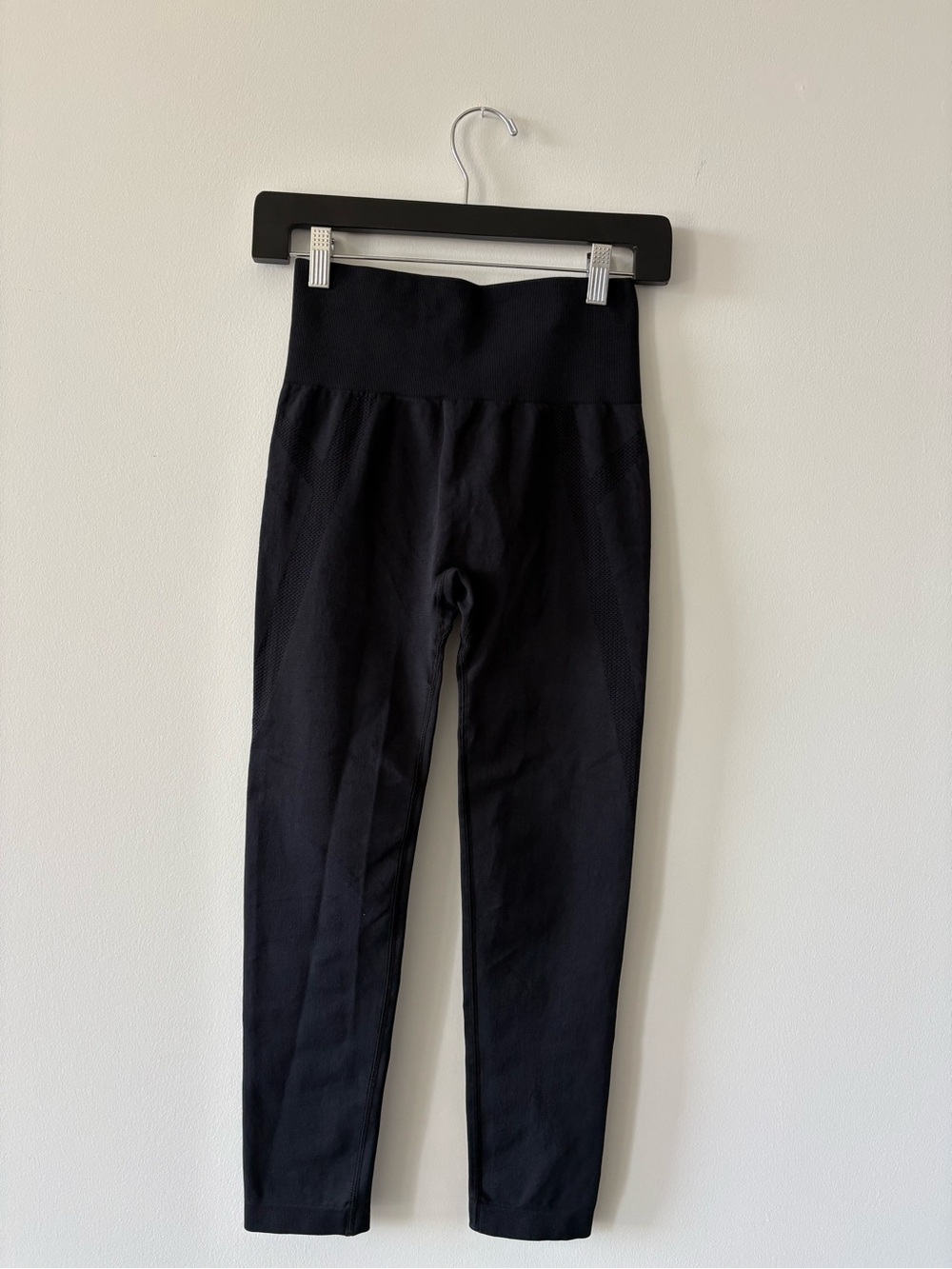 HALARA OneForm Seamless Flow High Waisted Ruched Black Leggings